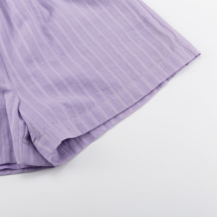 Violet | Conjunto Fresco de Camisa Abotonada y Shorts