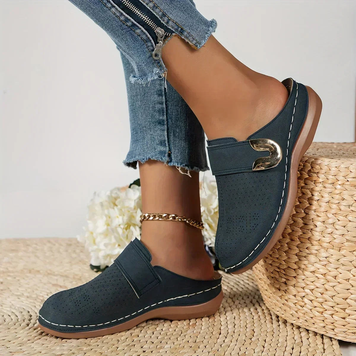 Caprielle | Chic Sandals