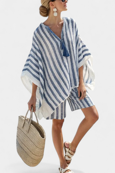 Elena | Conjunto de Blusa Oversized a Rayas y Pantalones Cortos