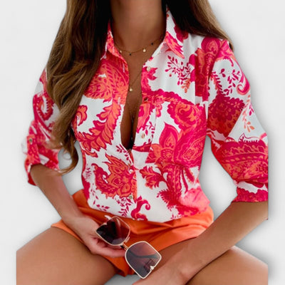 Blusa con cuello clásico
